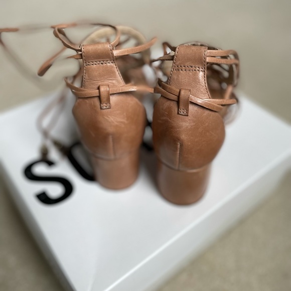 Schutz Desert Color - size 7 - ankle strap sandal - Picture 3 of 3